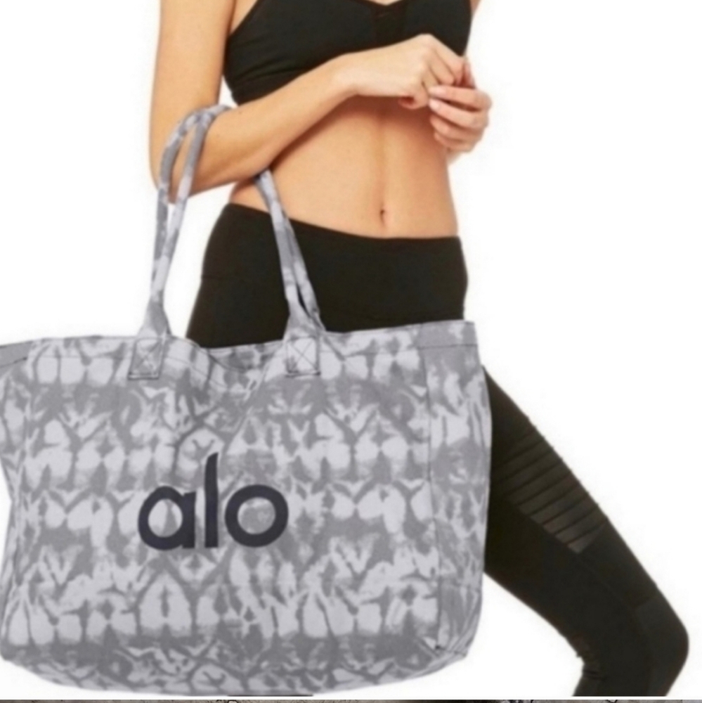 Alo yoga tote bag
